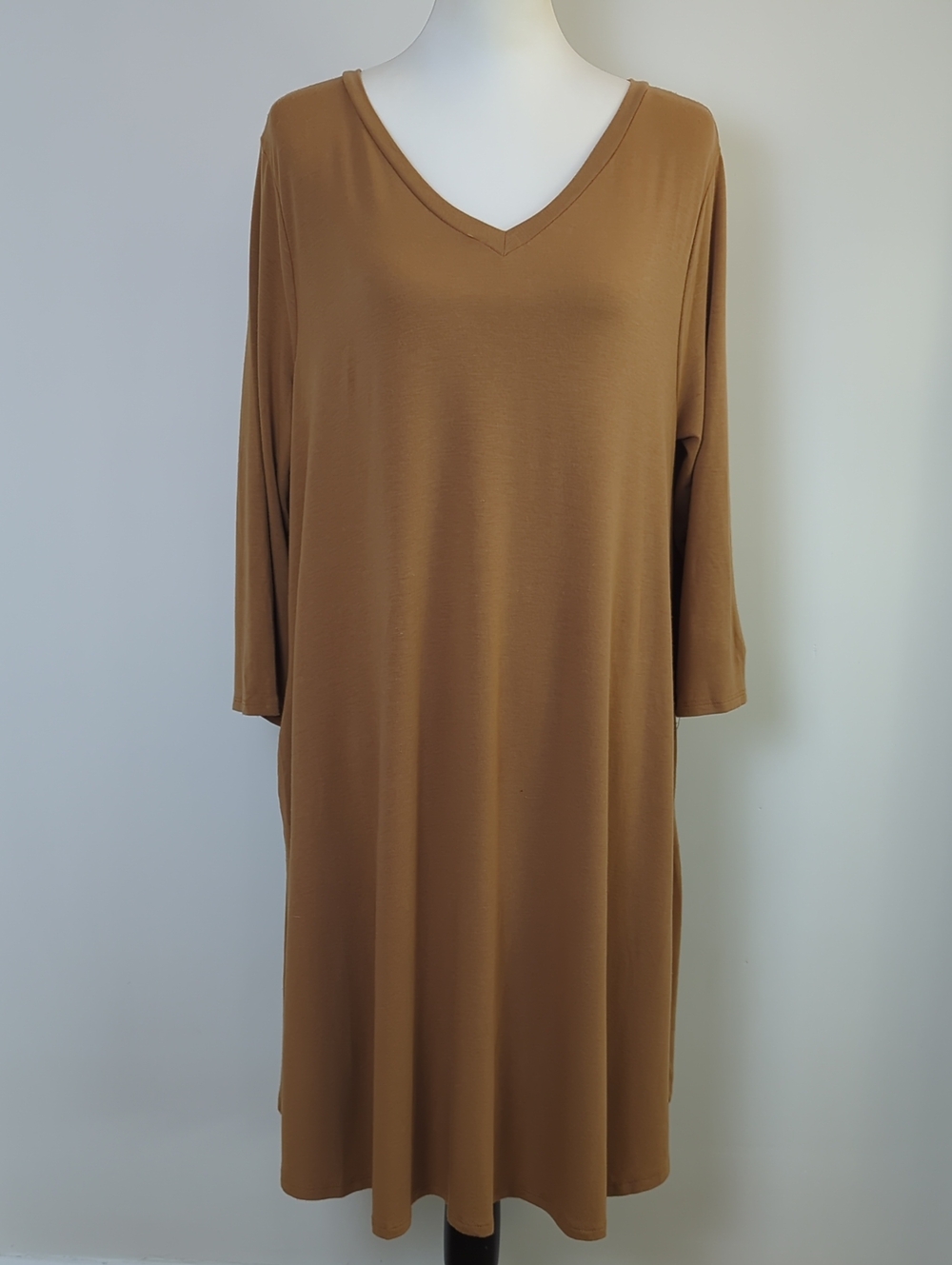 Zenana V-Neck 3/4 Sleeve Jersey Midi T-Shirt Dress Camel Tan 1X